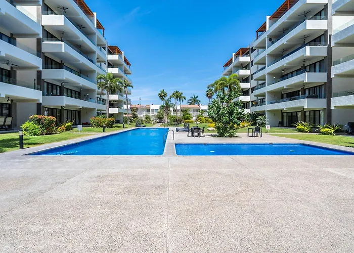 Nuevo Vallarta Lovely 2 Bedroom Condo Pool Front